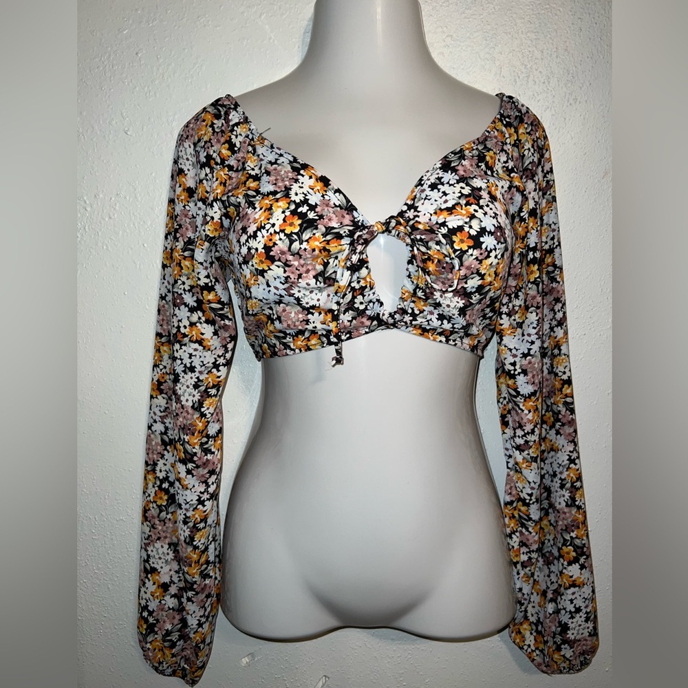 Floral wrap long sleeve